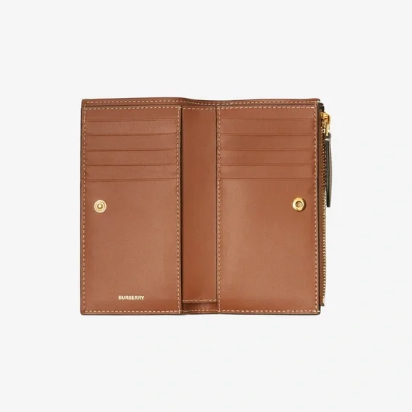 NWOT BURBERRY MED CHRCK BIFOLD WALLET - Picture 8 of 8